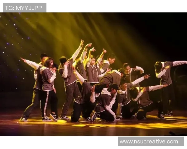 南京街舞队技术解析与风格创新的深度探讨与展望 南京街舞队技术解析与风格创新的深度探讨与展望