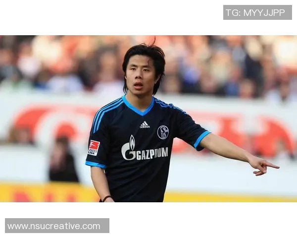 蒿俊闵与内田笃人对决回顾：中日足球的经典碰撞与技战术分析