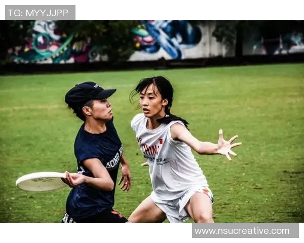 飞盘战术揭秘：西安飞盘队如何运用包夹策略制胜对手