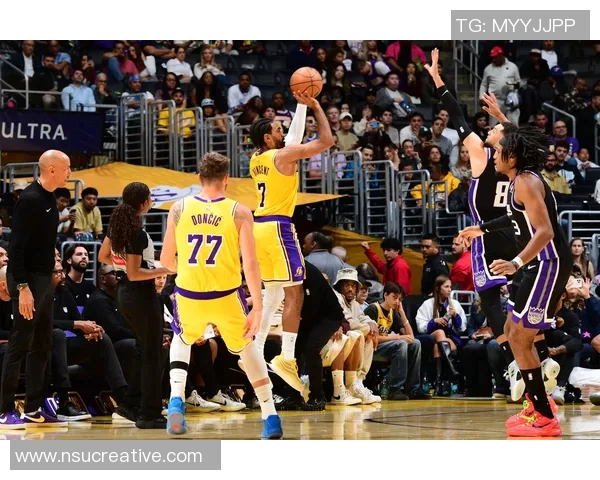 2016年1月13日湖人与鹈鹕的精彩对决回顾与分析 2016年1月13日湖人与鹈鹕的精彩对决回顾与分析